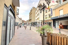 Droit au bail restaurant à vendre à Poissy au prix de 55000 euros
