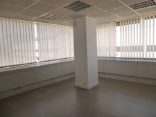 600 m2 de bureaux avec parking à vendre à Cergy au prix de 515000 euros