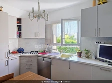 Maison 6 pièces avec garage et jardin à vendre à CHANTELOUP LES VIGNES (78)