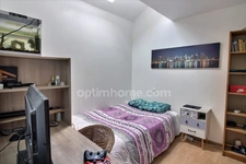 Appartement 3 pièces de 65 m2 en duplex + studio de 20 m2 avec parkings à vendre à CARRIERES SOUS POISSY (78)