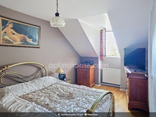 Maison 6 pièces avec garage et jardin à vendre à CHANTELOUP LES VIGNES (78)