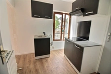 appartement 1 pièce de 20 m2 avec cave et parking à vendre à Carrières sous Poissy au prix de 89000 euros