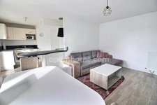 Appartement 3 pièces avec balcon et parking à vendre à CARRIERES sous POISSY (78)