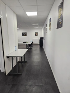 bureau de 115 m2 à louer à CERGY (95) immeuble Ordinal avec parkings