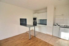 appartement 2 pièces en rez de jardin avec jardin et parking à louer à Carrières sous Poissy 