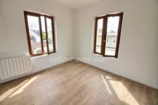 SPECIAL INVESTISSEURS ! appartement 1 pièce de 20 m2 avec cave et parking à vendre à Carrières sous Poissy au prix de 89000 euros
