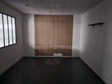 Bureau de 70 m2 à louer à Cergy Préfecture
