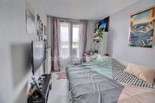 Appartement 4 pièces de 67 m2 avec balcons et parking à vendre à POISSY (78)