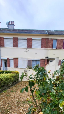 Sotteville proche Mairie : Maison 90 m² avec jardin, 3 CH, Gge, 3 PK intérieurs... Belle Opportunité !