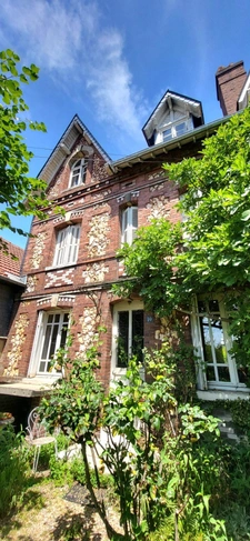 ROUEN Gare : Maison Brique-Silex 138 m² avec 5 CH, Jardin et Terrasse ... Belle Opportunité !