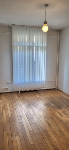 Rouen - Cathédrale, bel Appt 137 m² situé au 2e E (Asc), avec 3 CH, PK, 2 caves et grenier ... !