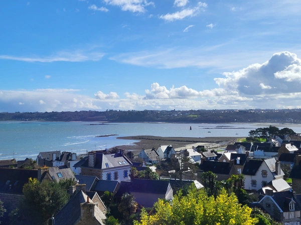 Perros-Guirec : belle Maison 156 m2 avec VUE MER PANORAMIQUE, QUARTIER recherché !