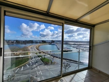 Pied à terre idéal à Perros-Guirec : BEAU DUPLEX rénové, VUE MER IMPRENABLE, ascenseur, BOX de GARAGE !