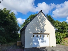 Maison de plain-pied à QUEMPERVEN (22450), piscine naturelle et verger ! 