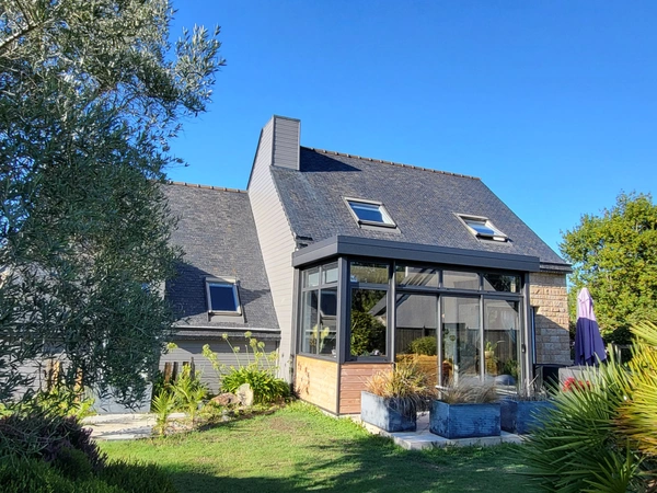 Nouveauté : belle maison à Louannec, 4 chambres, quartier recherché, chauffage par géothermie ! 
