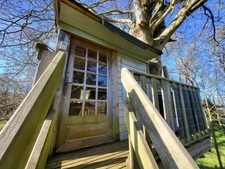 A PLOUBEZRE (22300), beaucoup de charme, ensemble immobilier très COSY en pierre