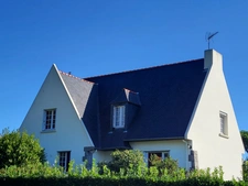 Joli POTENTIEL de RENOVATION pour cette maison à LANNION (22), 4 chambres, quartier proche écoles 