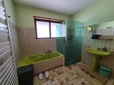 🏡 À VENDRE À NORDHEIM – UNE MAISON PLEINE DE CHARME, D’ESPACE ET DE POSSIBILITÉS ! Une belle maison individuelle avec beaucoup de charme et de belles possibilités À Nordheim.