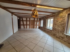 APPARTEMENT ATYPIQUE PLEIN DE CHARME, À DÉCOUVRIR SANS TARDER !