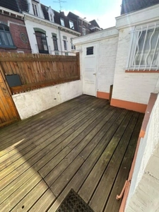 **À louer : Charmante maison dans le quartier paisible de Romarin**