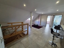 🏡 À VENDRE À NORDHEIM – UNE MAISON PLEINE DE CHARME, D’ESPACE ET DE POSSIBILITÉS ! Une belle maison individuelle avec beaucoup de charme et de belles possibilités À Nordheim.
