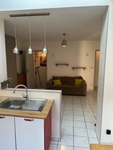 **À louer : Charmante maison dans le quartier paisible de Romarin**
