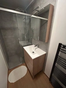 **À louer : Charmante maison dans le quartier paisible de Romarin**