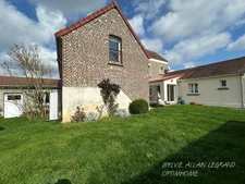 MAISON DE CARACTERE, 5 CHAMBRES, JARDIN, 2 GRANDS GARAGES