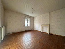 MAISON A RENOVER, GARAGE, JARDIN.