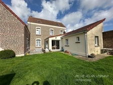 MAISON DE CARACTERE, 5 CHAMBRES, JARDIN, 2 GRANDS GARAGES