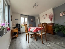 MAISON, 3 CHAMBRES, 2 SALLES DE BAIN, JARDIN, AUCUN TRAVAUX
