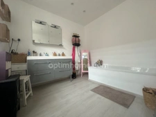 MAISON 3 CHAMBRES,2 SALLES DE BAINS, JARDIN 