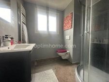 MAISON 3 CHAMBRES,2 SALLES DE BAINS, JARDIN 