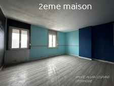2 MAISONS. L'UNE RENOVEE, L'AUTRE A RENOVER