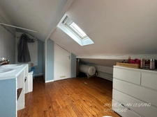 MAISON 1930, 3 CHAMBRES, 2 SALLES DE BAIN, JARDIN