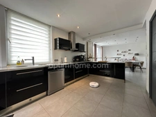 MAISON 3 CHAMBRES,2 SALLES DE BAINS, JARDIN 