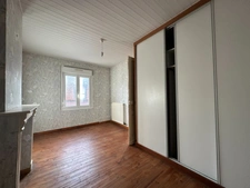 MAISON A RENOVER, GARAGE, JARDIN.
