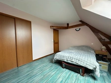 MAISON DE CARACTERE, 5 CHAMBRES, JARDIN, 2 GRANDS GARAGES