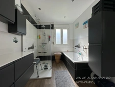 MAISON DE CARACTERE, 5 CHAMBRES, JARDIN, 2 GRANDS GARAGES