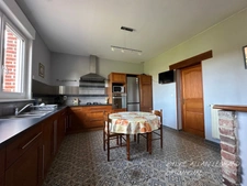 MAISON 140M², 3 CHAMBRES, CAVE, JARDIN