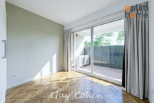 T4 DE 98 m2 STANDING EN RDJ PROCHE CENTRE VILLE