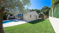 BELLE VILLA DE 160 m2 avec piscine proche du centre