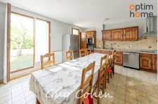 BEL APPARTEMENT T4 EN REZ DE JARDIN PROCHE CENTRE