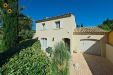 BELLE VILLA DE 160 m2 avec piscine proche du centre