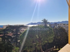 Appartement 2 pièces avec vue mer