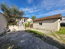 Maison à rénover avec jardin