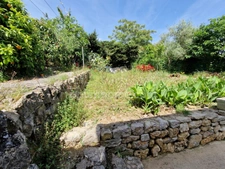Maison à rénover avec jardin