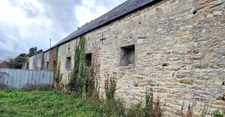 A vendre-Bretagne-Finistère Sud- Poullan sur Mer-Grange à rénover – 137 m² environ- terrain de 290 m² environ