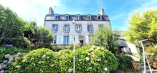 A vendre- Bretagne-Finistère-La Forêt Fouesnant-Immeuble- 6 appartements- Jardin- Potentiel patrimonial