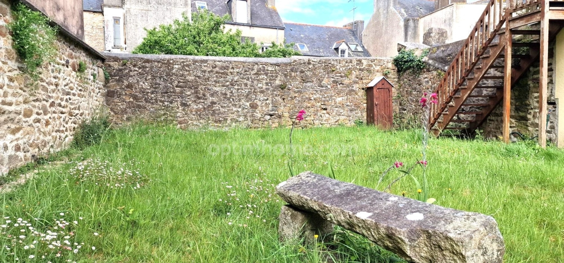 Maison 18 pièces 421 m² · à Douarnenez · 421 m² · 349 900 €